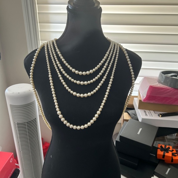 Showstopper Chanel brasserie body chain - Picture 2 of 12